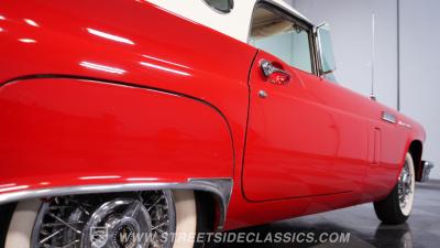 1957 Ford Thunderbird