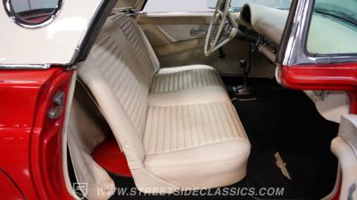 1957 Ford Thunderbird