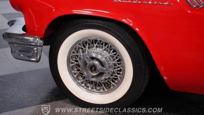 1957 Ford Thunderbird