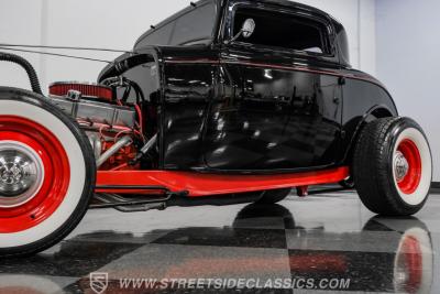 1932 Ford 3-Window Coupe