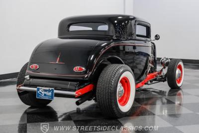 1932 Ford 3-Window Coupe