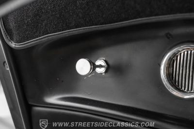 1932 Ford 3-Window Coupe