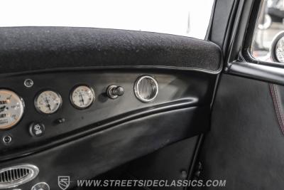 1932 Ford 3-Window Coupe