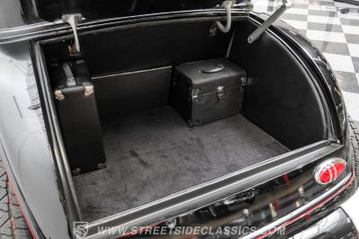 1932 Ford 3-Window Coupe