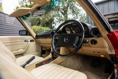 1989 Mercedes - Benz 300SL (R107)