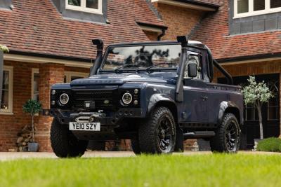 2010 Land Rover Defender 90 Pick-up