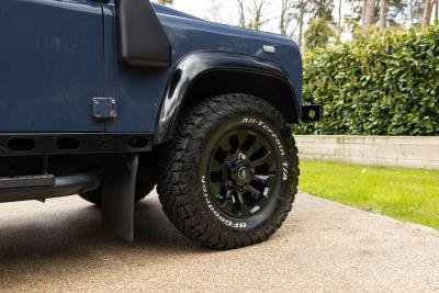 2010 Land Rover Defender 90 Pick-up