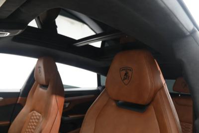 2020 Lamborghini Urus