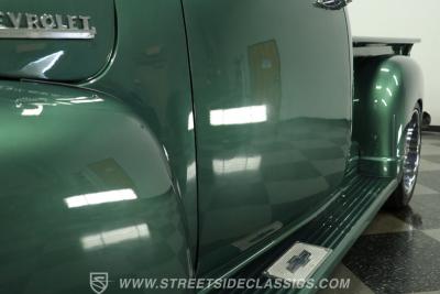 1952 Chevrolet 3100 5 Window Restomod