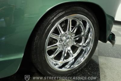 1952 Chevrolet 3100 5 Window Restomod