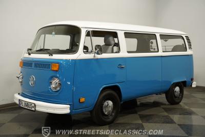 1976 Volkswagen Type 2 Bus