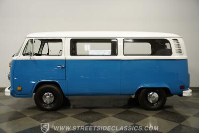 1976 Volkswagen Type 2 Bus