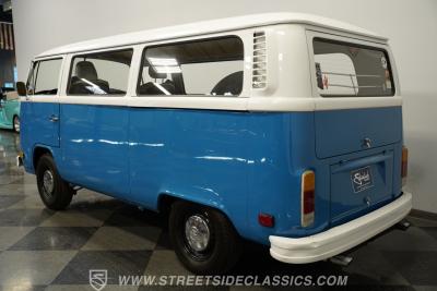 1976 Volkswagen Type 2 Bus