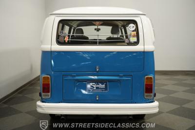1976 Volkswagen Type 2 Bus
