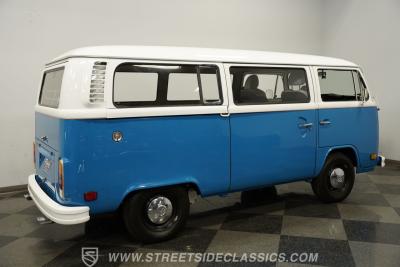 1976 Volkswagen Type 2 Bus