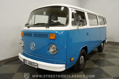 1976 Volkswagen Type 2 Bus