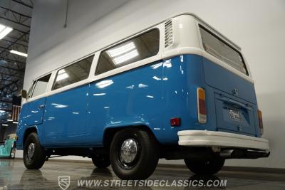 1976 Volkswagen Type 2 Bus