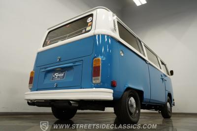 1976 Volkswagen Type 2 Bus