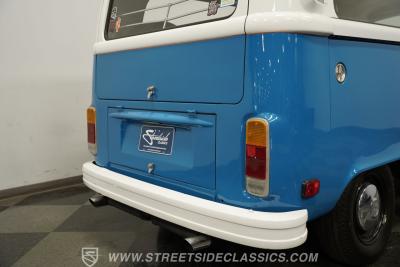 1976 Volkswagen Type 2 Bus