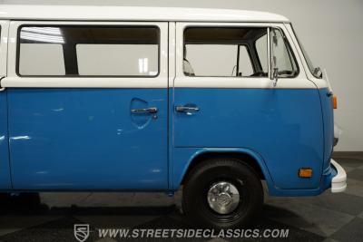 1976 Volkswagen Type 2 Bus