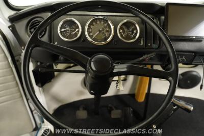 1976 Volkswagen Type 2 Bus