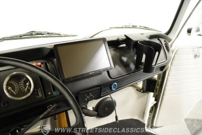 1976 Volkswagen Type 2 Bus