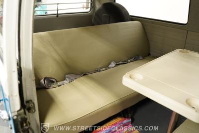 1976 Volkswagen Type 2 Bus