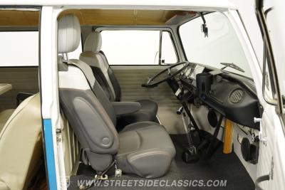 1976 Volkswagen Type 2 Bus