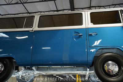 1976 Volkswagen Type 2 Bus