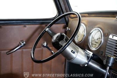 1953 Chevrolet 3100 5 Window Rustrod