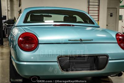 2002 Ford Thunderbird