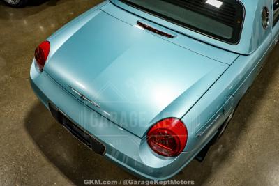 2002 Ford Thunderbird