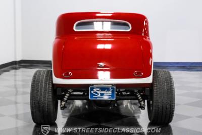 1933 Ford 3-Window Coupe Street Rod