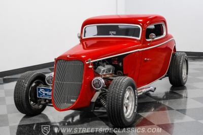 1933 Ford 3-Window Coupe Street Rod