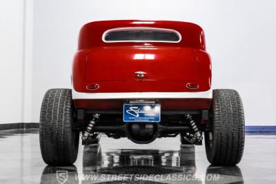 1933 Ford 3-Window Coupe Street Rod