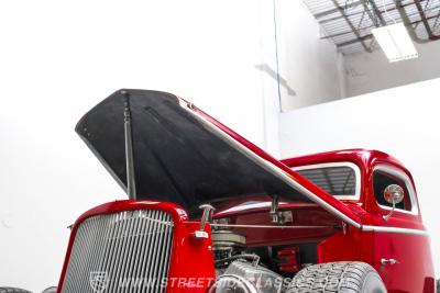 1933 Ford 3-Window Coupe Street Rod