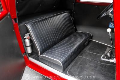 1933 Ford 3-Window Coupe Street Rod