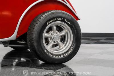 1933 Ford 3-Window Coupe Street Rod