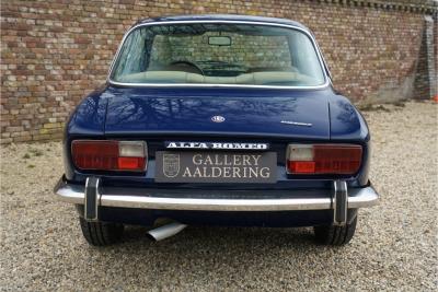 1974 Alfa Romeo GTV 2000 Bertone &ldquo;Blu Ollandese over Naturale&rdquo;