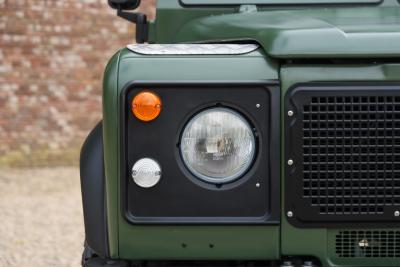 1990 Land Rover 90 Pick-up with canvas top &ldquo;Restored-rebuilt-renewed&rdquo;
