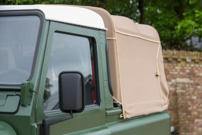 1990 Land Rover 90 Pick-up with canvas top &ldquo;Restored-rebuilt-renewed&rdquo;