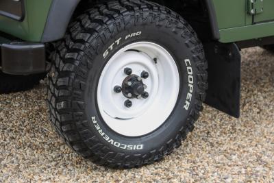 1990 Land Rover 90 Pick-up with canvas top &ldquo;Restored-rebuilt-renewed&rdquo;