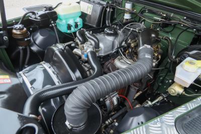 1990 Land Rover 90 Pick-up with canvas top &ldquo;Restored-rebuilt-renewed&rdquo;
