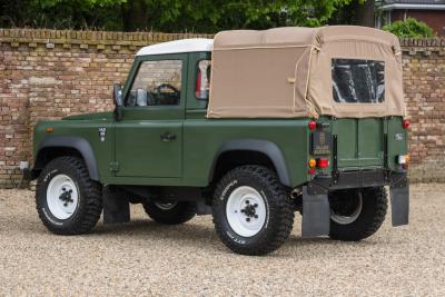 1990 Land Rover 90 Pick-up with canvas top &ldquo;Restored-rebuilt-renewed&rdquo;