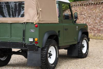 1990 Land Rover 90 Pick-up with canvas top &ldquo;Restored-rebuilt-renewed&rdquo;