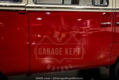 1971 Volkswagen Type 2 Bus