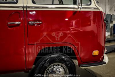 1971 Volkswagen Type 2 Bus