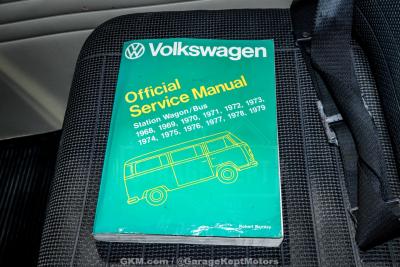 1971 Volkswagen Type 2 Bus