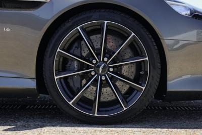 2016 Aston Martin DB9