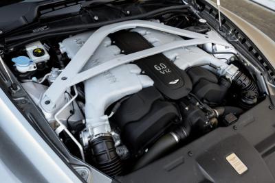2016 Aston Martin DB9
